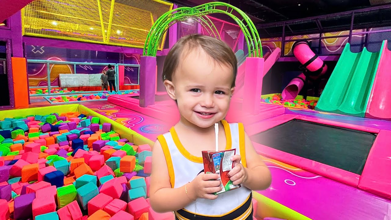 BRINCANDO NO PARQUE 🛝🎢🎡