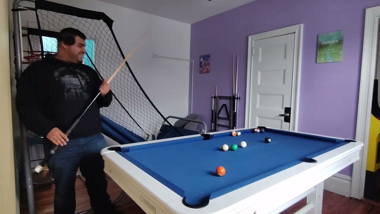 City Island William Torres Play 8-ball Pool table Play hockey Game basketball 2026.