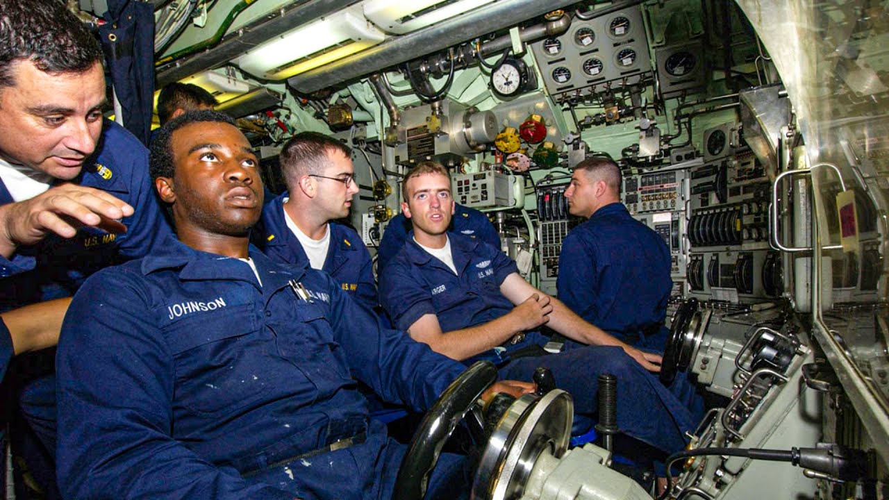 Looks Inside Life the Ohio-class Ballistic Missile Submarine