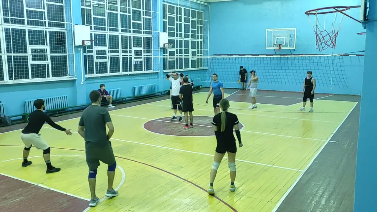 7 февраля, суббота, три команды, волейбол, Бельцы 