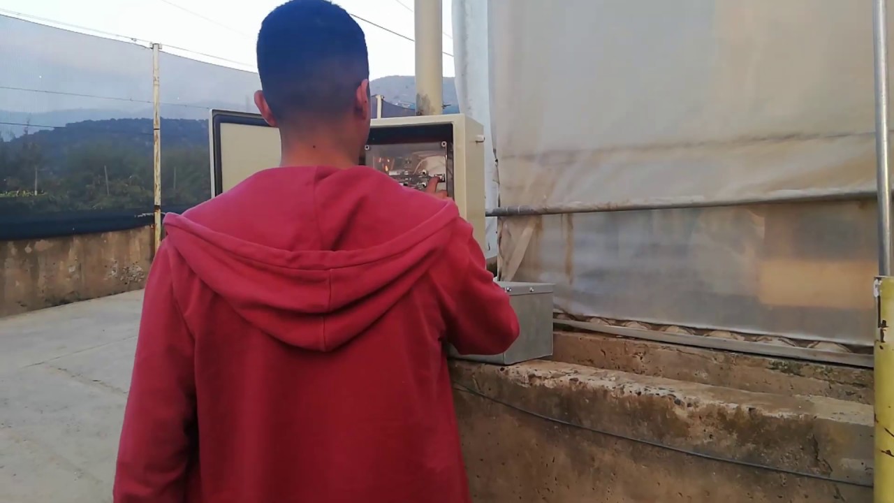 AutoRoller - Ventilación de Invernaderos Automática Chile