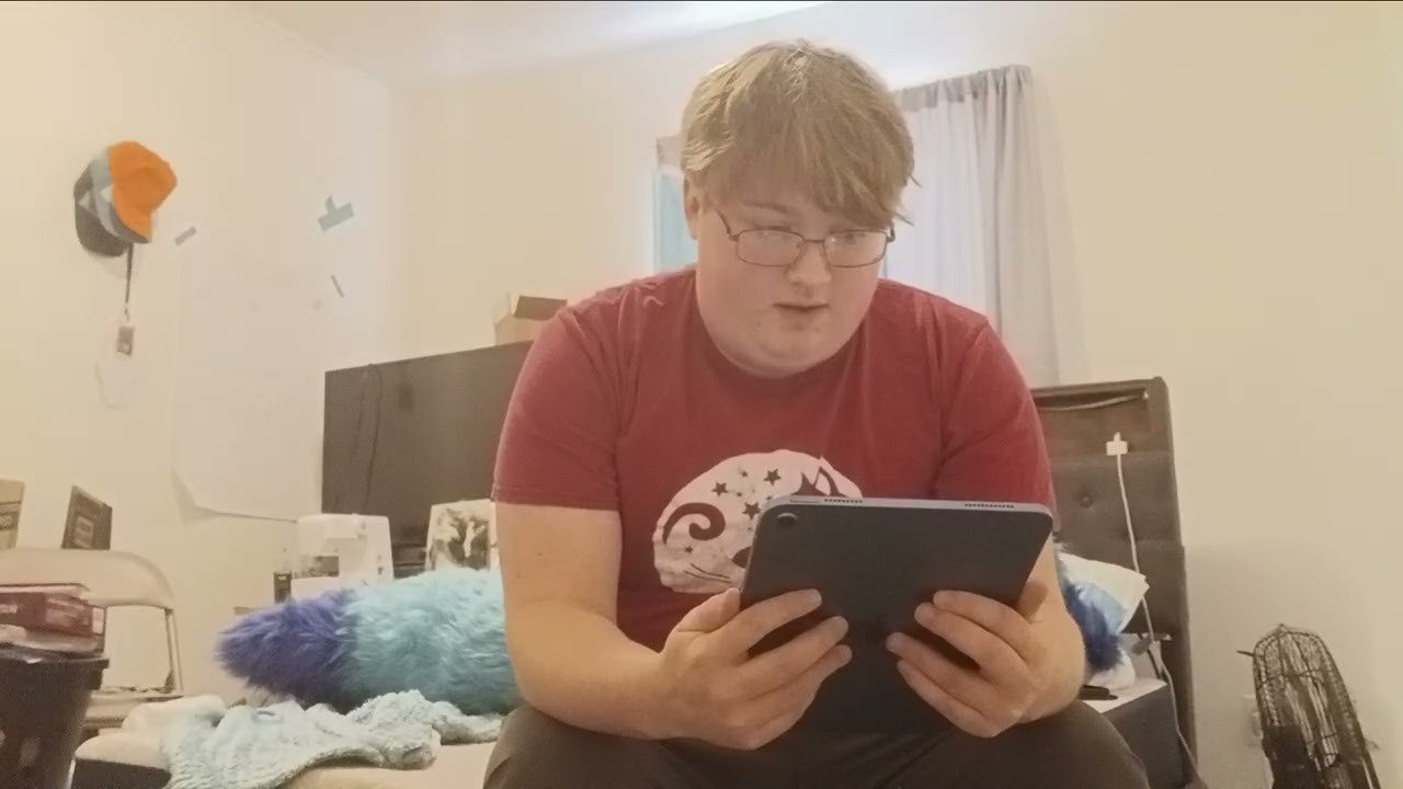 My experience with BPD (sorry for the stuttering) read desc
