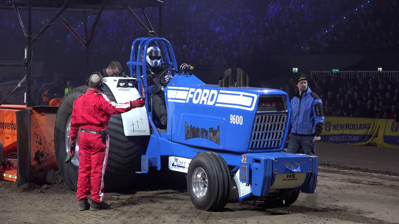 Super Stocks @ European Superpull Rotterdam Ahoy indoor 2016 by MrJo