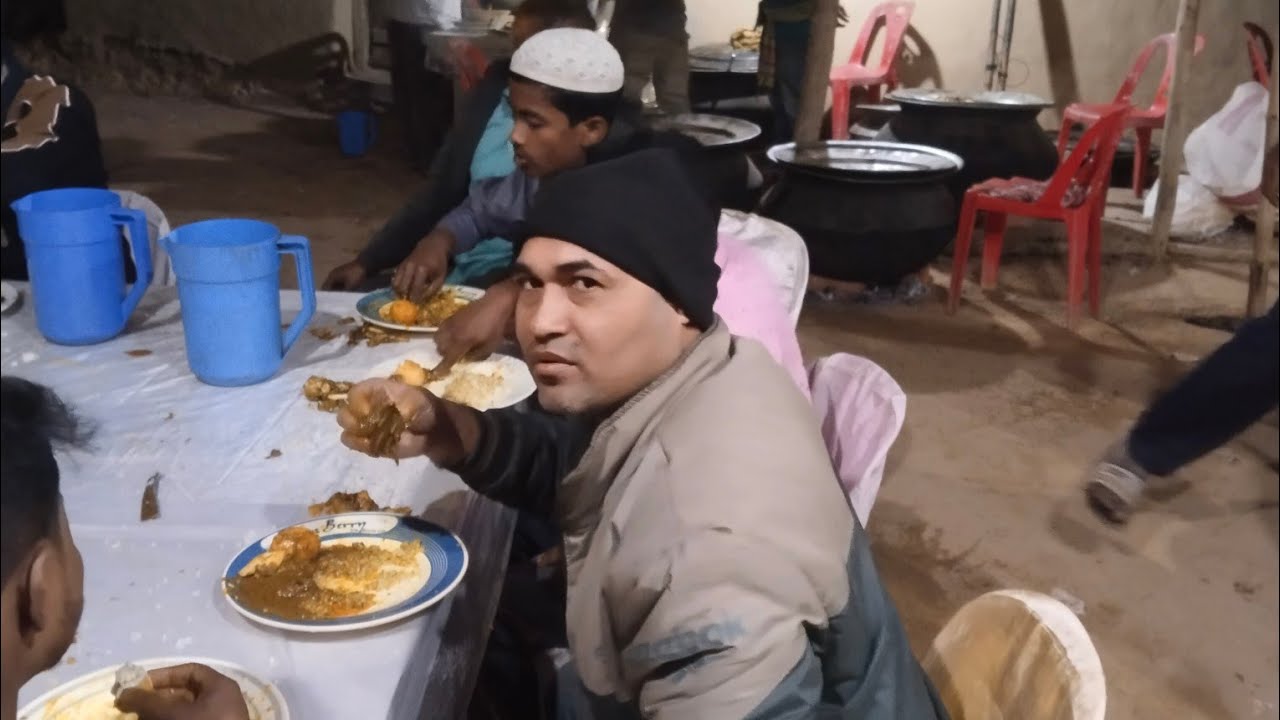 চট্টগ্রামের বিয়ে মানে মেজবানের খাবার #viralvideo #coxsbazar 