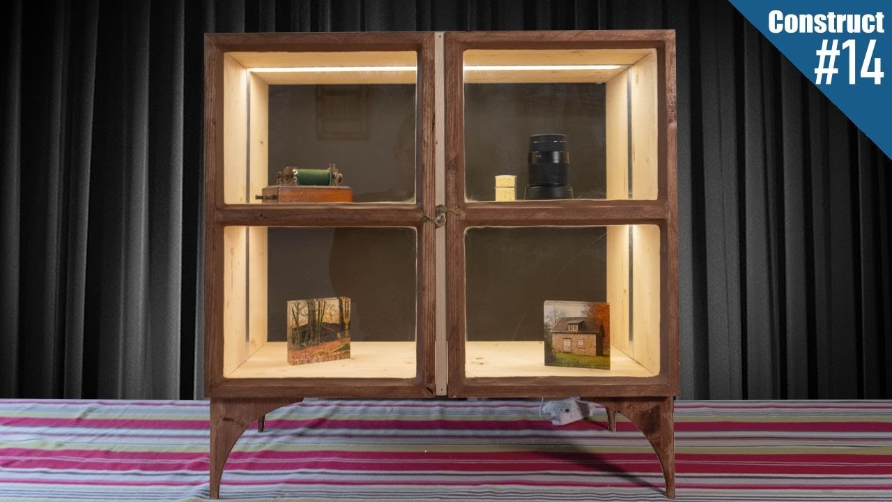 DIY - Une Vitrine Rétro-éclairée en Sapin !