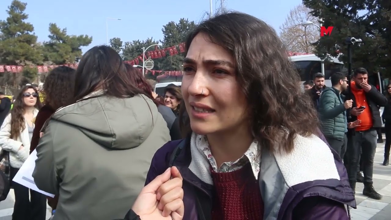 KOBANÊ SINIRINA GELEN KADINLAR: SALDIRILARIN TEMEL AKTÖRÜ TÜRKİYE