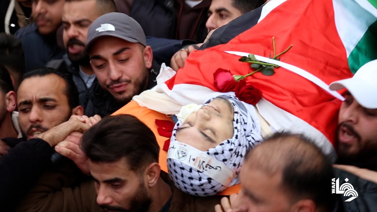 تشييع الشهيد محمد أمجد حدوش الذي ارتقى برصاص الاحتلال في مخيم العروب شمال الخليل