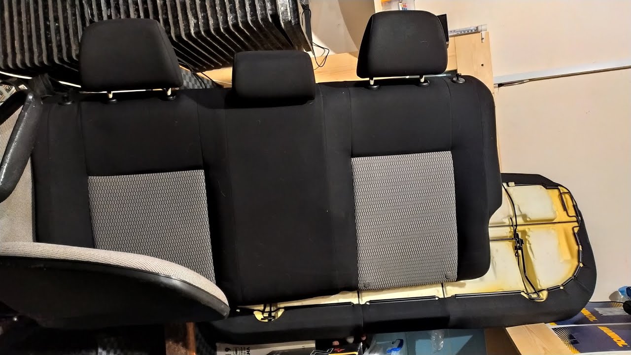 VW Polo sedan, как снять заднее сиденье, установка раздельного 60/40 за 1500р