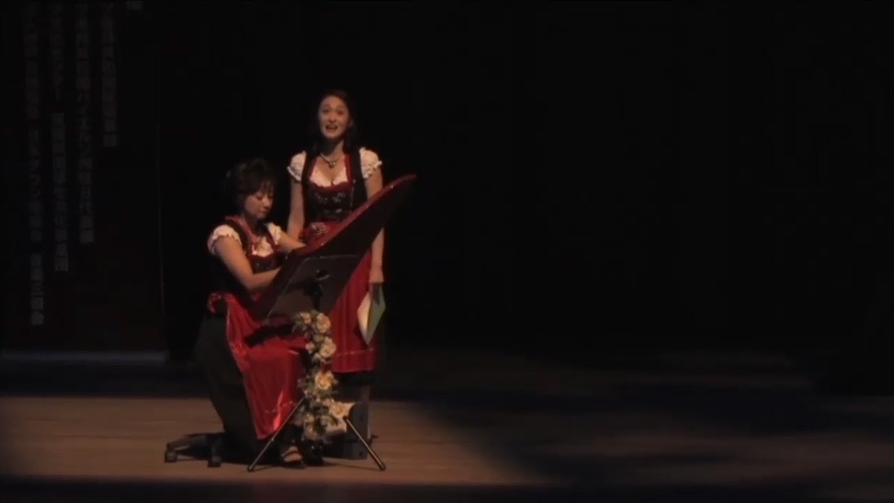 「弦の音に導かれて」ヘルマンハープの発祥と伝導の音楽朗読劇／演奏：梶原千沙都