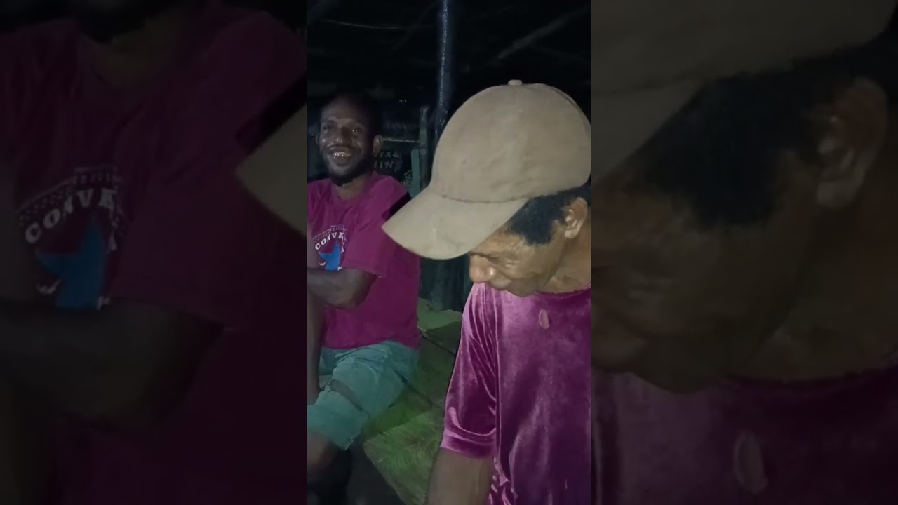 Malam" Bapa sales di antar bapak Agus untuk barter ikan dengan Bama ke pos TNI