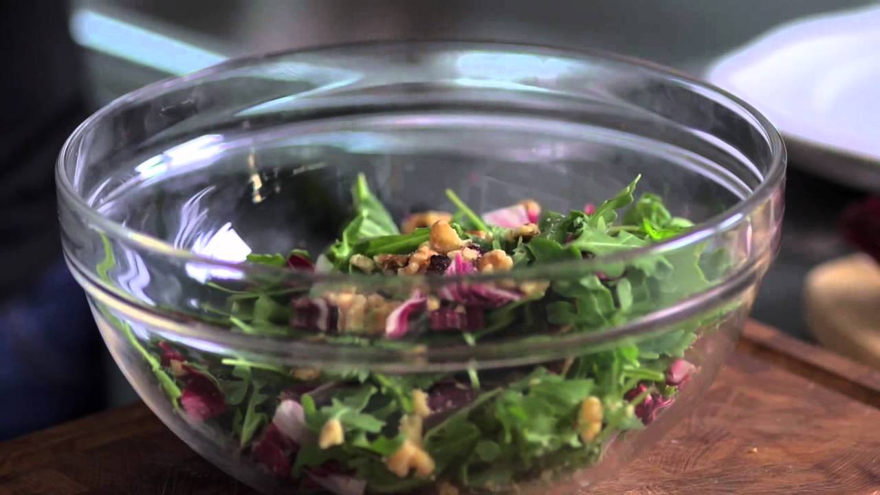 It's Easy Eating Green: Fall Salad Recipe
