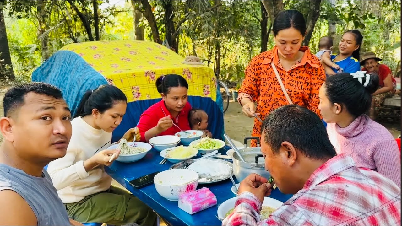 khmer  nom banh chok fresh vegetables from my uncle's gardens