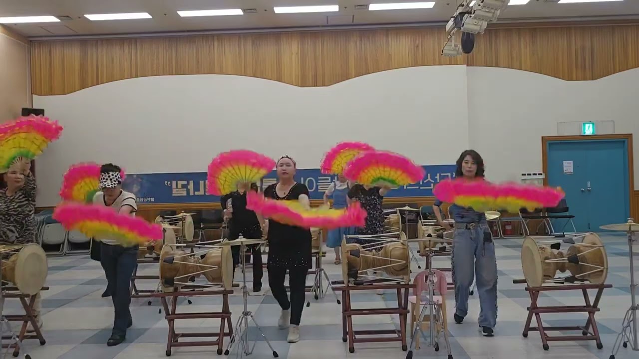 강문경가수님의 ( 드라마 ) 장구공연작품 연습중