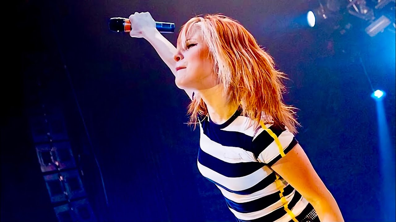 Paramore - Hallelujah (Live from The Final RIOT!)