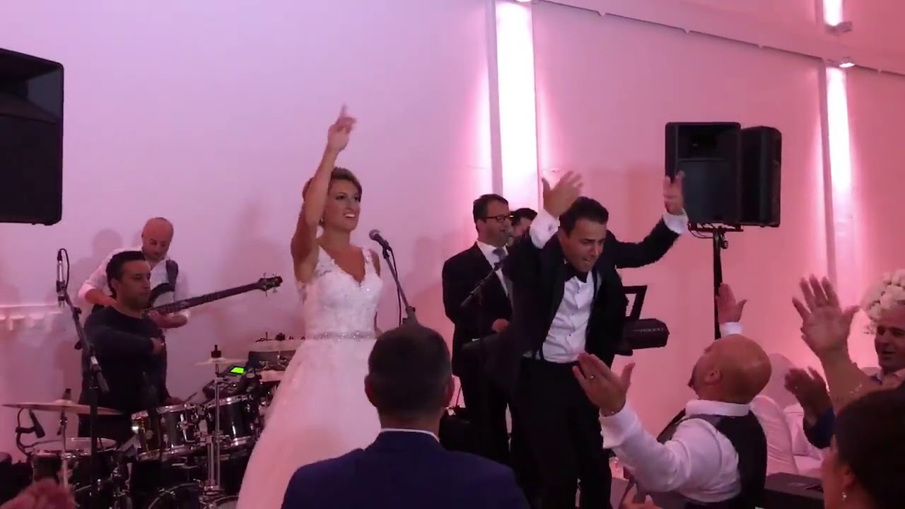 Nawfal Shamoun - Turkish Songs Mix - Live Assyrian Wedding - Gothenburg, Sweden.