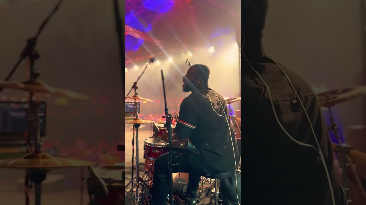 MASHUP JAM WITH CARL CLOTTEY(PRAISE ACHIEVEMENT AWARDS 2025)