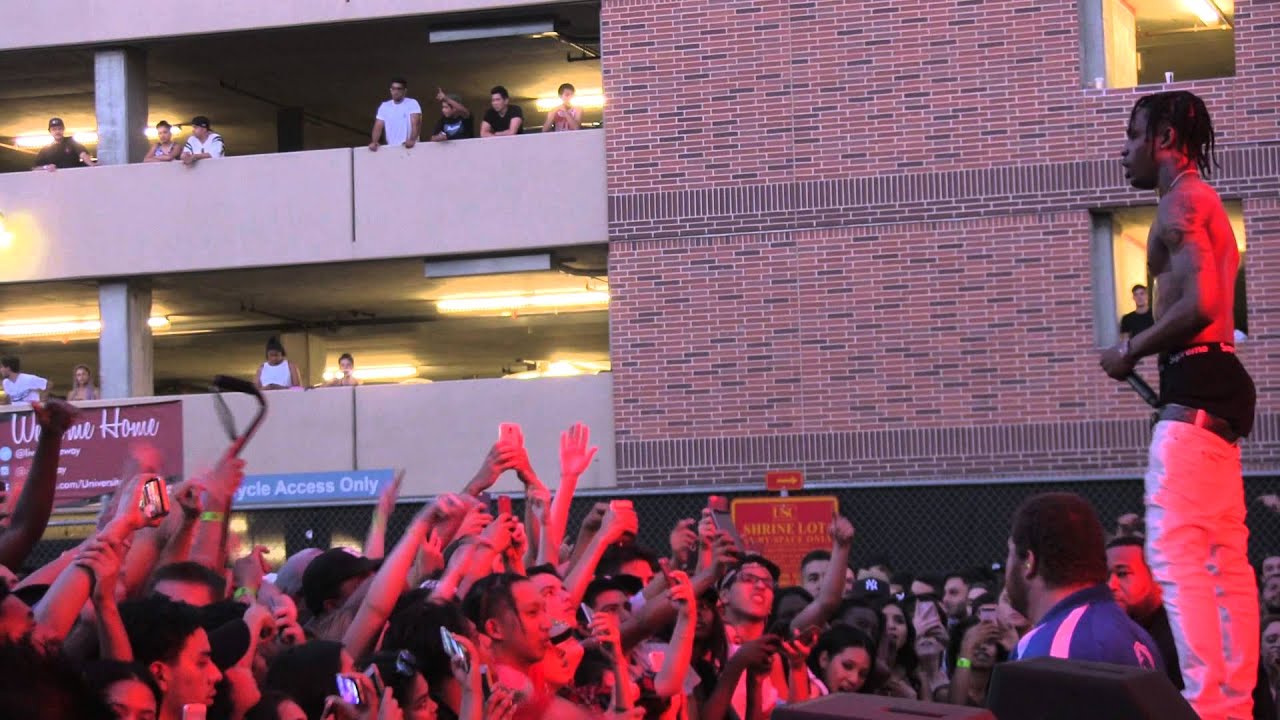 TRAVIS SCOTT - UPPER ECHELON QUINTANA - LIVE @ FOOL'S GOLD DAY OFF 2015 - 8.29.2015