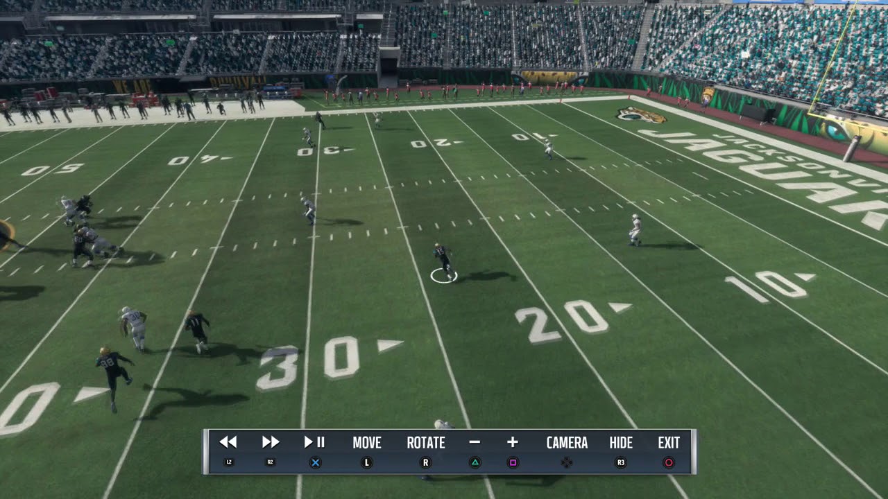 MADDEN 18: WHY YOU ARE COMPLETING 100% OF YOUR PASSES