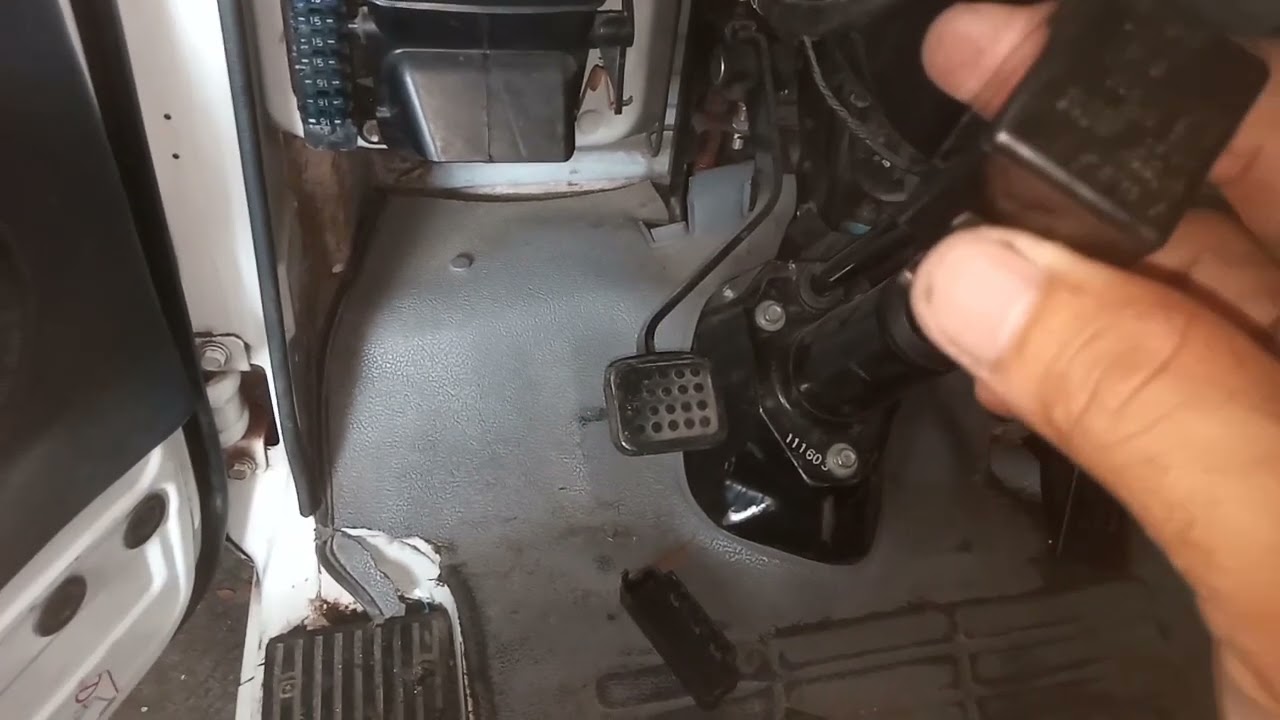 FLASHER DIAGNOSE AND REPLACE FLASHER RELAY L300