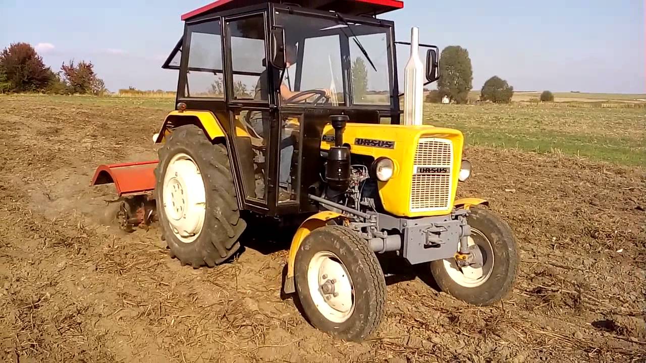 Uprawa ugoru glebogryzarką ursus c 330