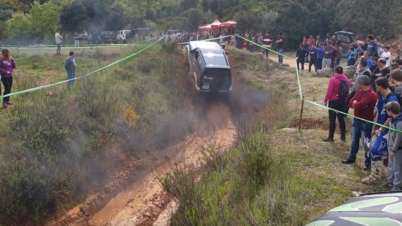 Mitsubishi Pajero MKII Offroad Compilation #1