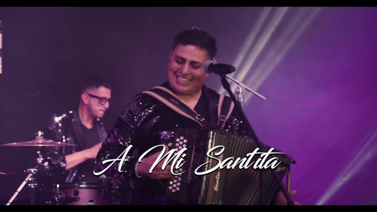 Los Desvelados - A Mi Santita