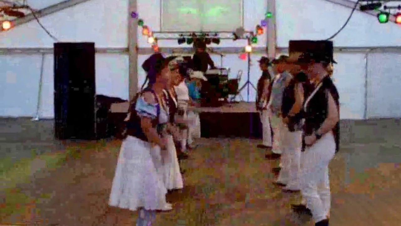 Dueling Dancer - Contra - Country Line Dance