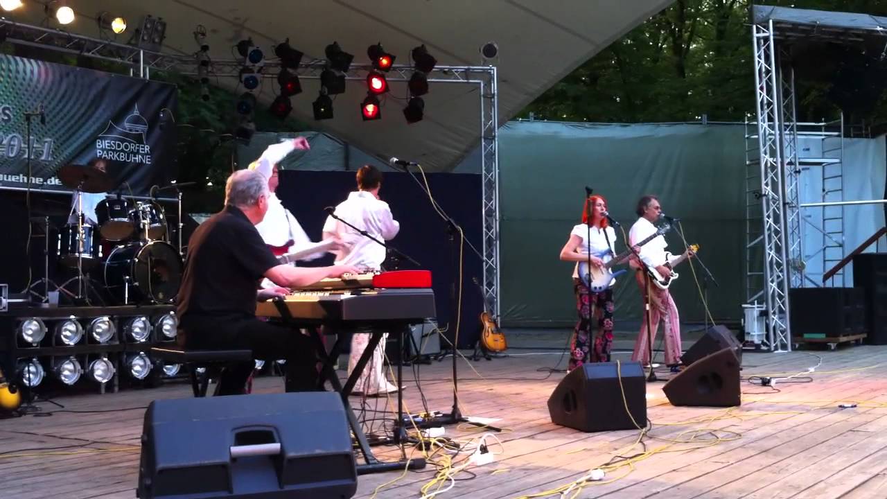 Berlin Beat Club / Hardbeat Five feat. Mickey Gallagher von The Animals - Gimme some lovin'