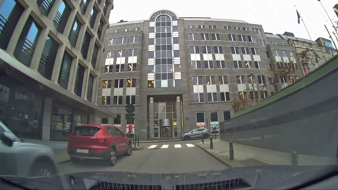 Courtyard by Marriott Brussels EU Car Park