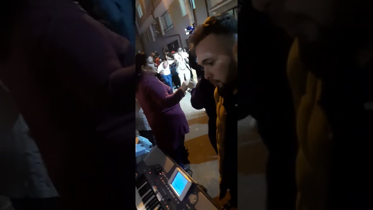 ERTUGRUL.AVCI SIVRIHISAR GONULDAGI BUZLUCA &YUKARI ADA DUGUNU EMEK MH.ESKISEHIR