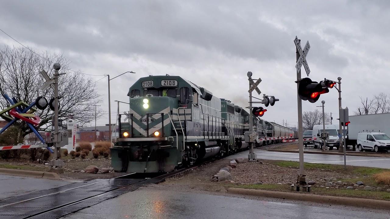 Evansville Western Railway's MCL2 north @ Mount Vernon, IL, 3/9/20