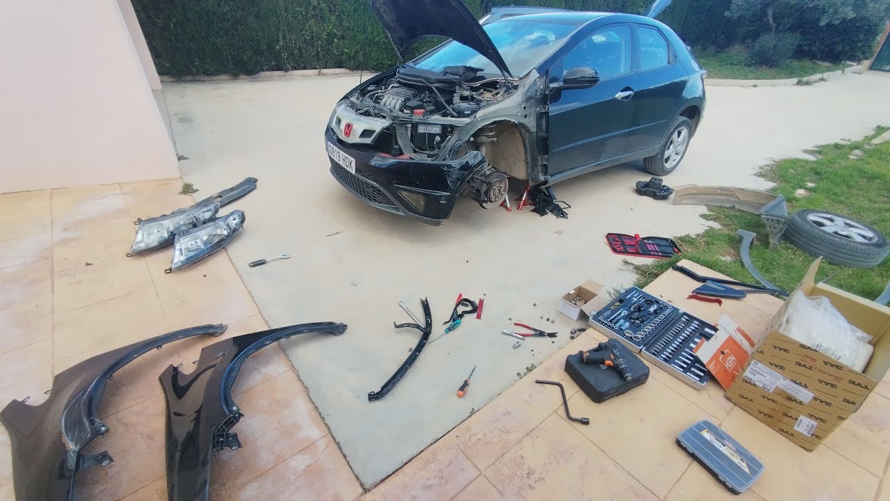 Cambiar Aleta y Faro Civic VIII