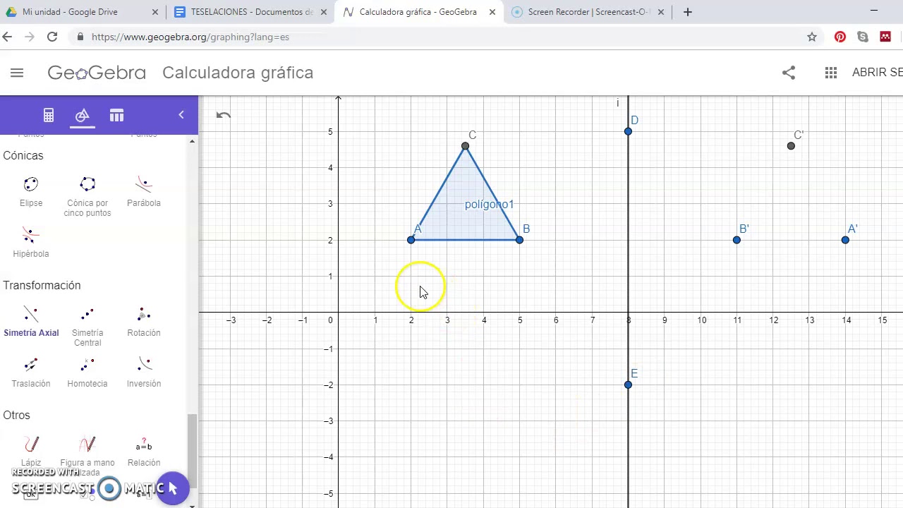 Simetria axial de un triangulo equilatero
