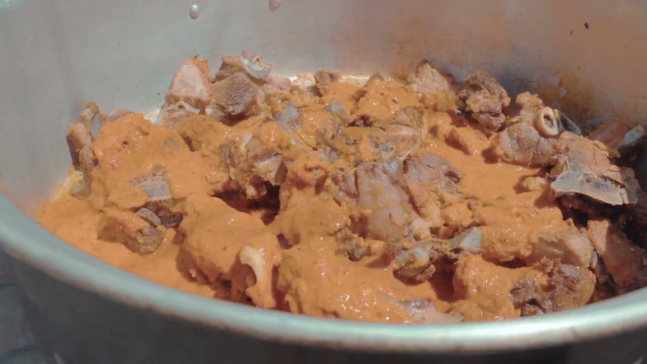 Molito de Puerco en chile rojo