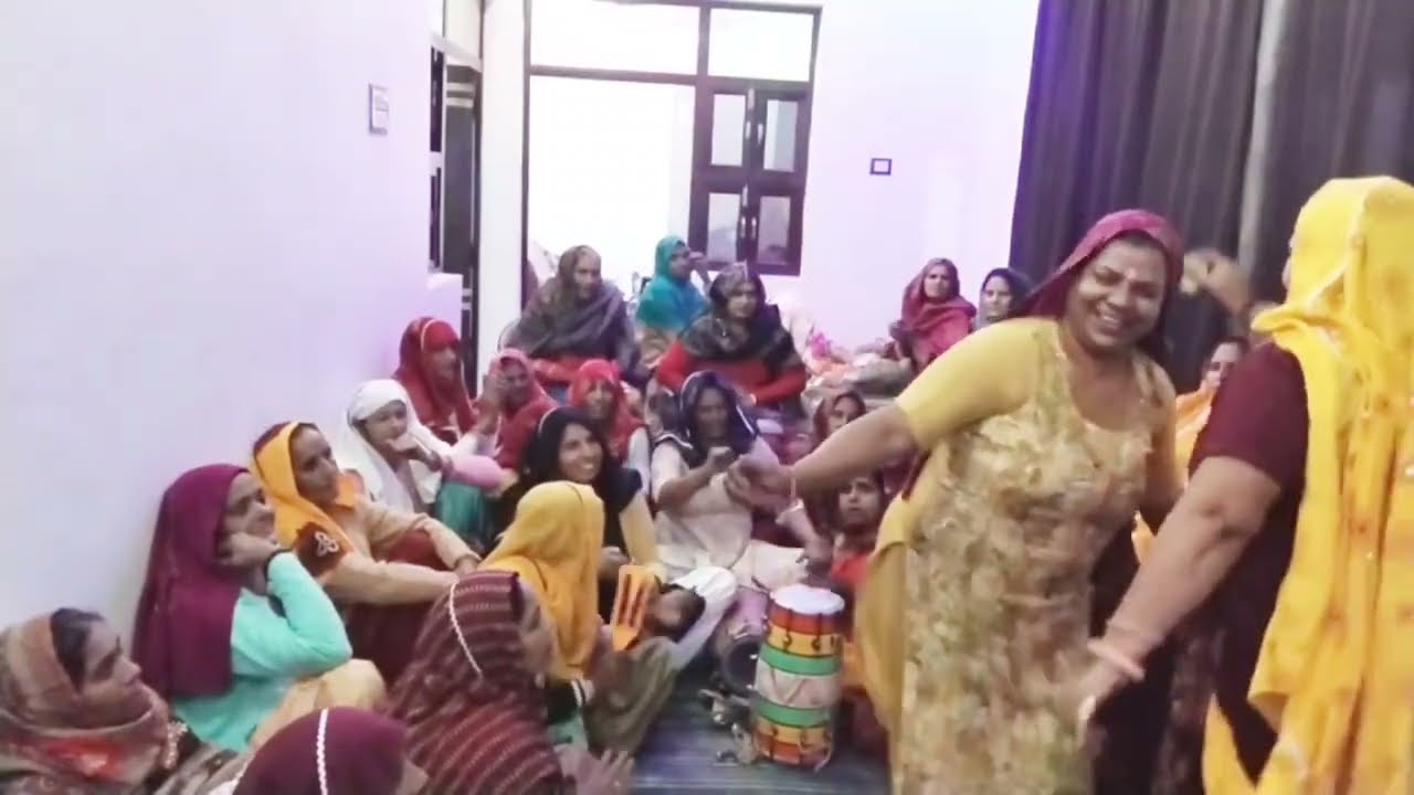 मुस्कान मोहन तेरी मेरे दिल में बस जाती है  घनश्याम तेरी मुरली मुझे पागल कर जाती हैं  ll धौला 