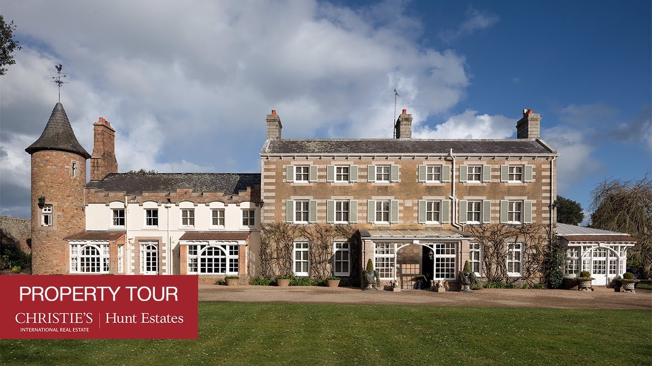 Grand Country House of Manorial Proportions