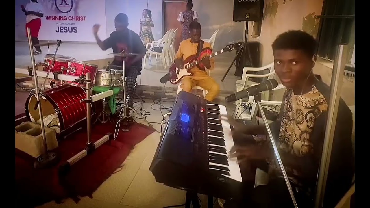 This musician  took this praise Session very personal 🔥🔥