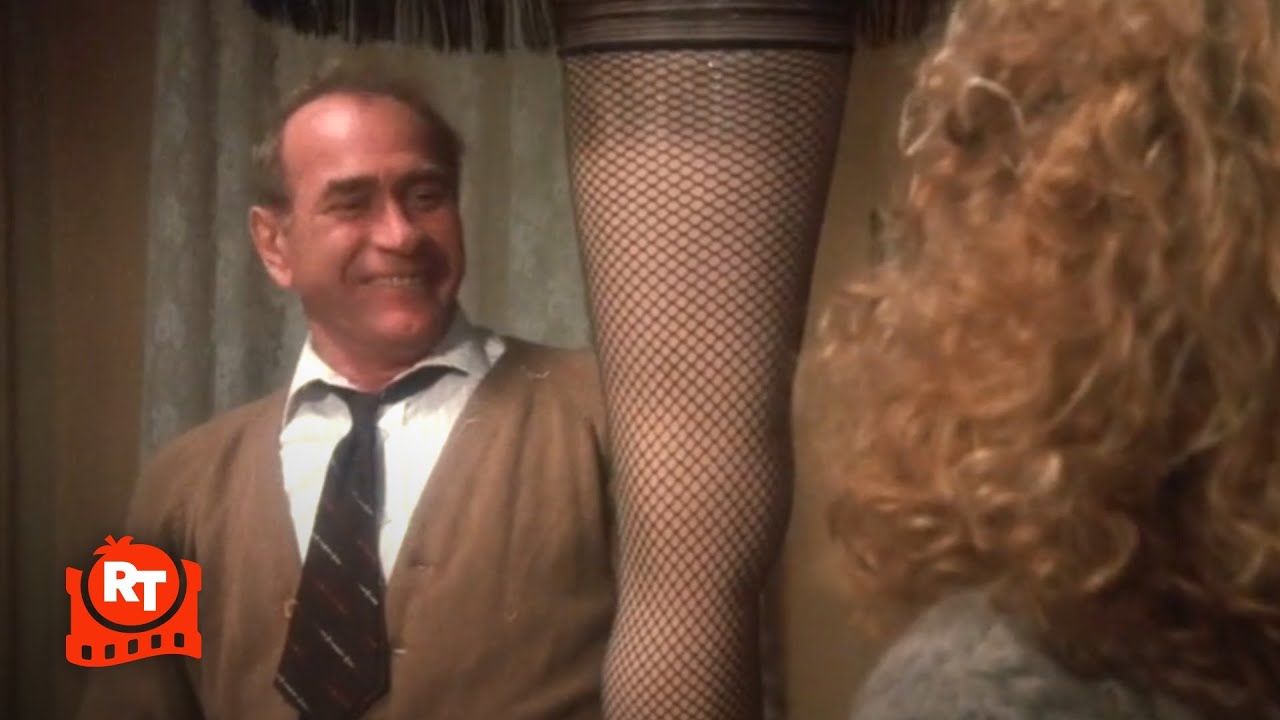 A Christmas Story - The Leg Lamp Scene