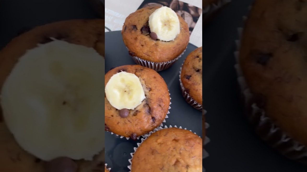 Banana Cupcakes with chocolates and sliced banana on top #baking #food #dessert #homemade #shorts