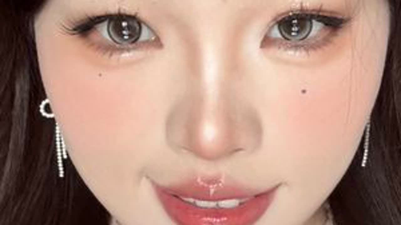 6分钟新手详细妆教｜阔面方圆脸都来学这个甜甜的奶杏千金妆 #潮妆研究所 #美妆模范生 #奶杏千金妆是掌管氛围感的神 #IN趋势 #新手化妆教程