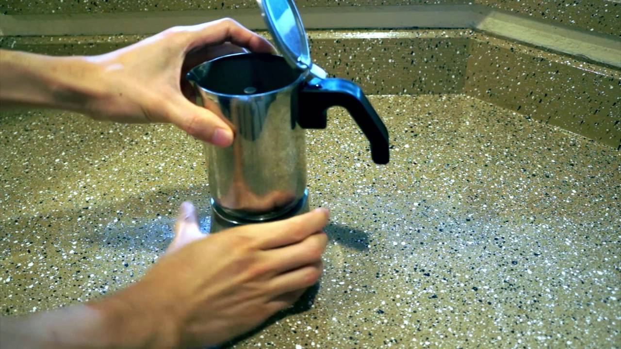 How to Make Espresso Using a Moka Pot (Espresso Maker) (IKEA RADIG)