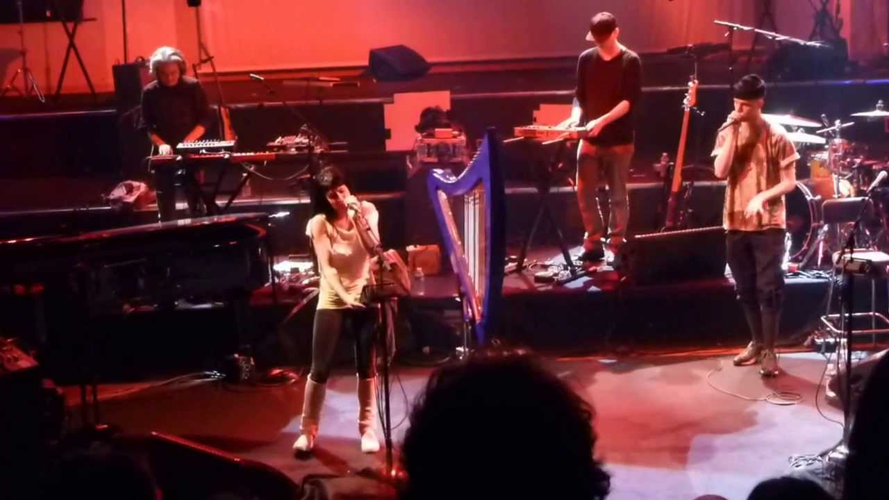 CocoRosie - Villain (live)