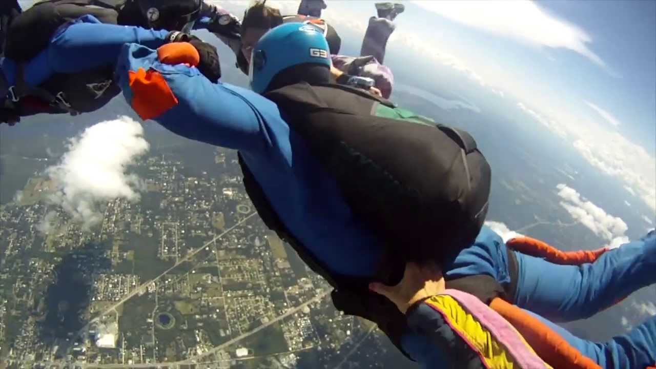 6 way Hybrid Skydive - A License Check Out
