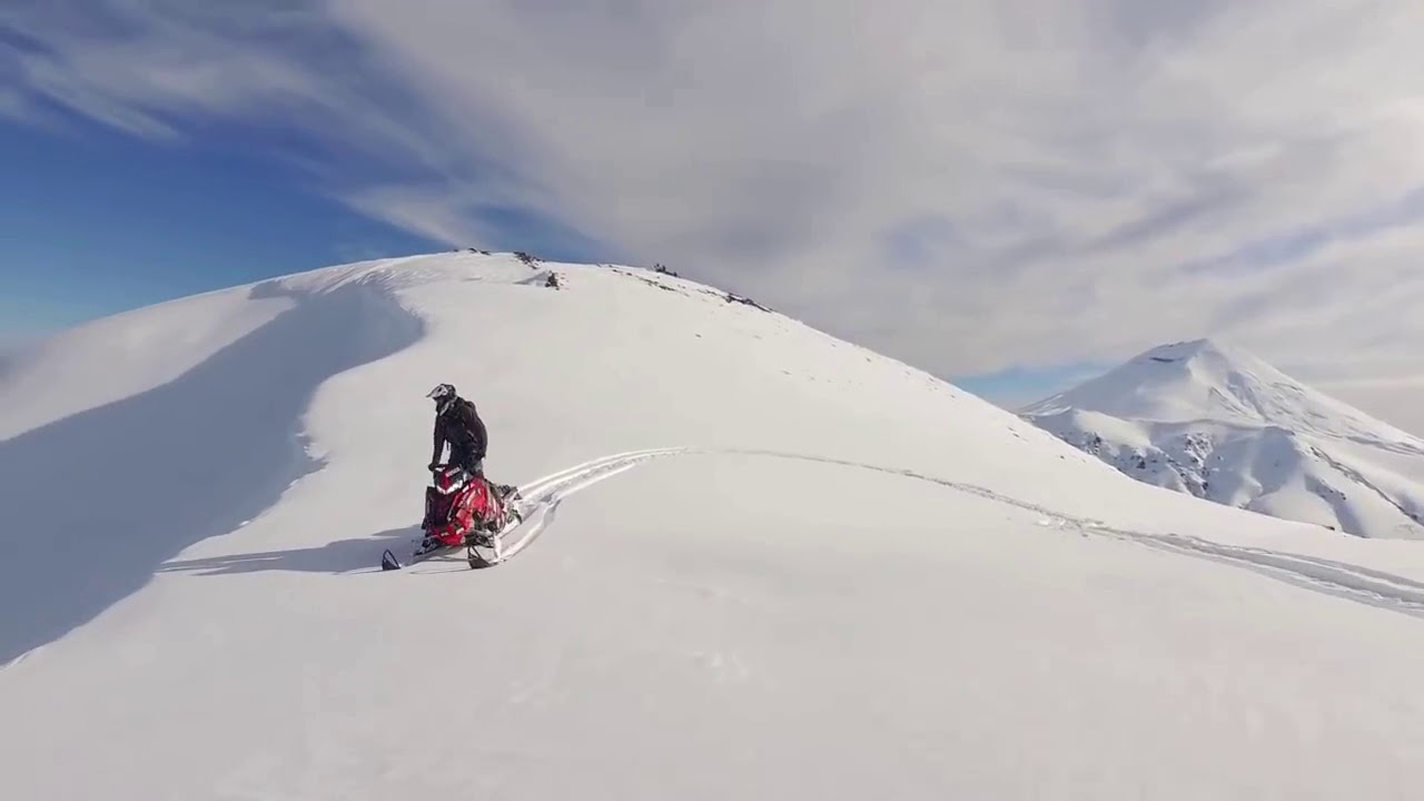 Chile snowmobiling with All Star