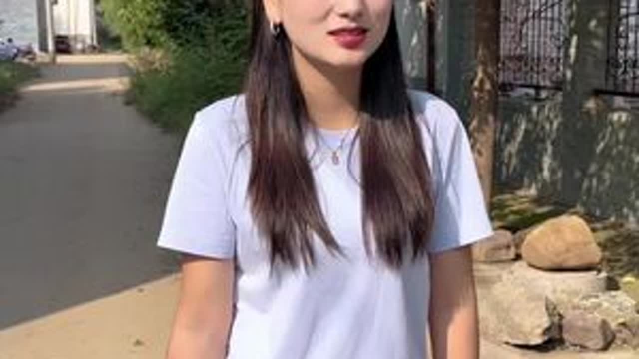 今天婆婆给我拿回来几件旧衣服，老公竟然这样做……#婆媳 #农村生活 #用真心遇见你 #doulove七夕热爱日