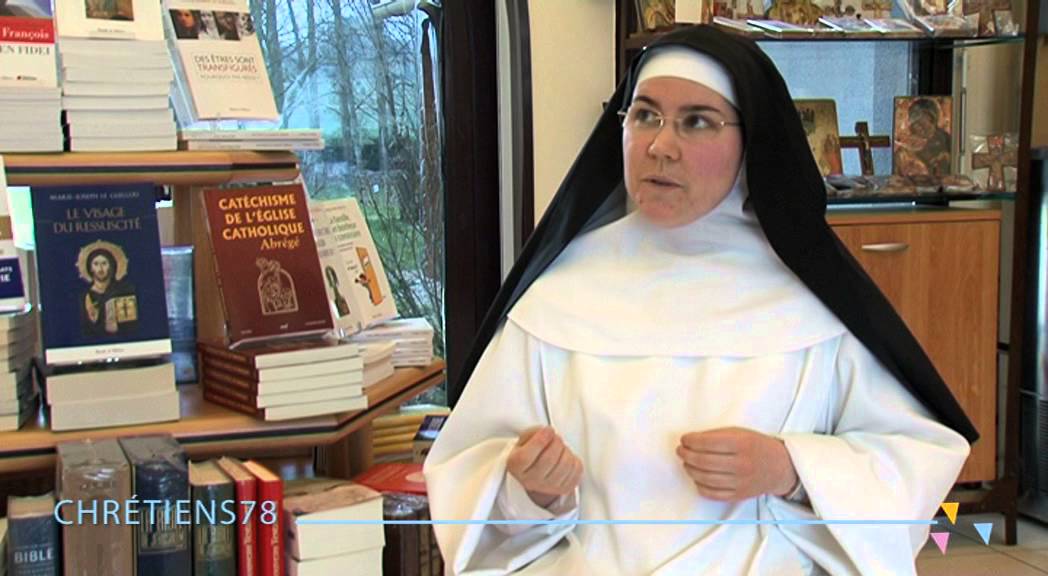 Sœur Marie-Bernadette, bénédictine du Sacré-Cœur de Montmartre.