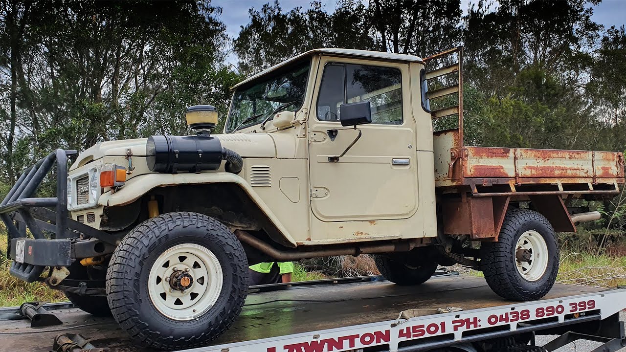 HJ47 6.2 Chev, the big V8 on the road for the first time in a long time!