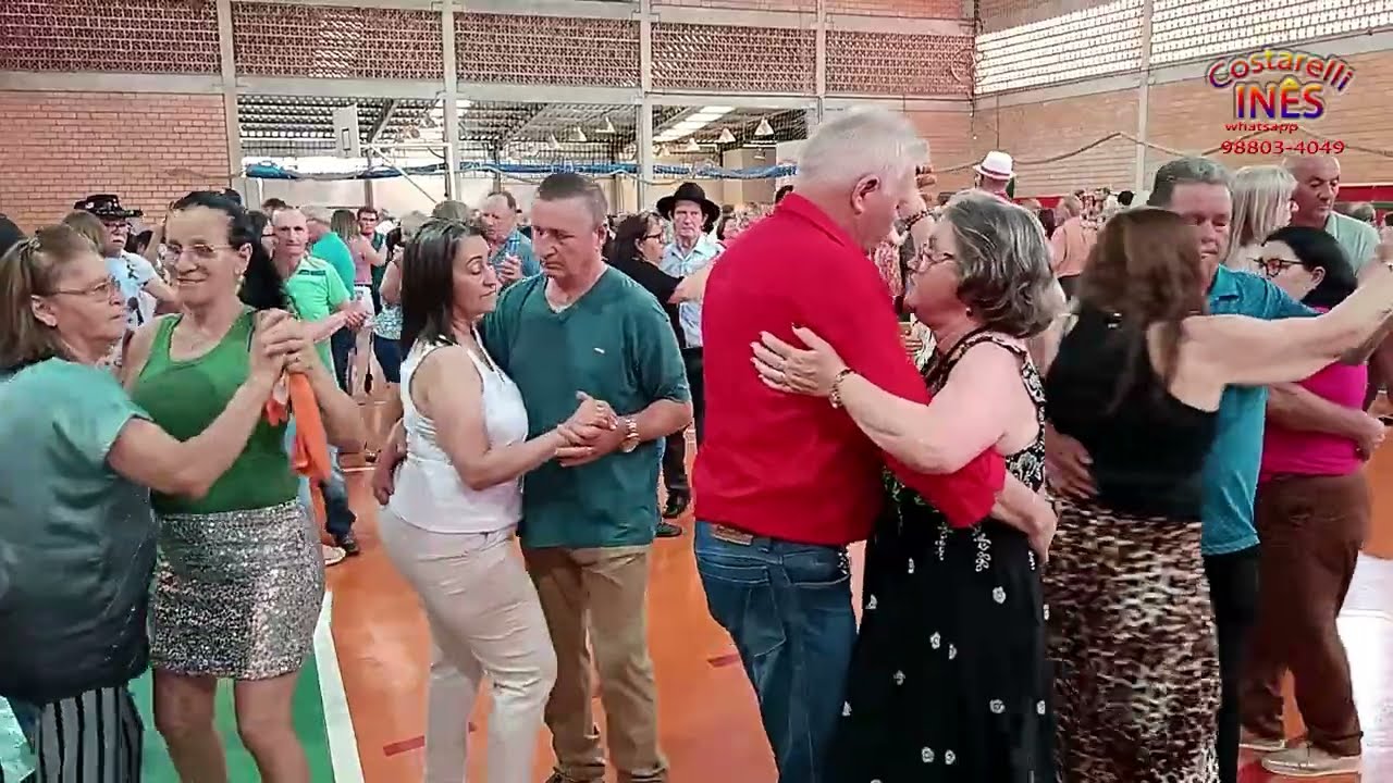 Terapia dançante de salão - Vaneira - Matine: Grupo de Idosos do Bairro Alvorada Chapecó SC