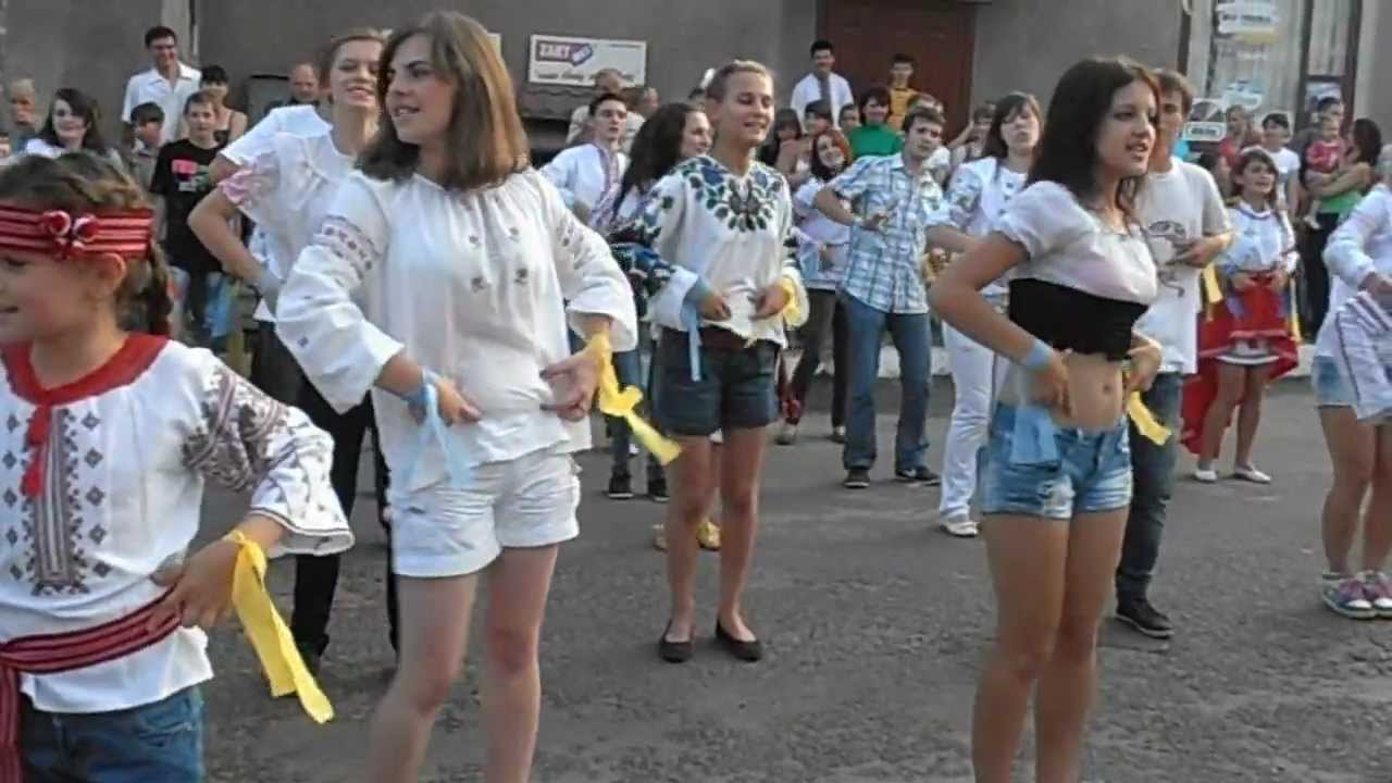 Судова Вишня. Флешмоб.