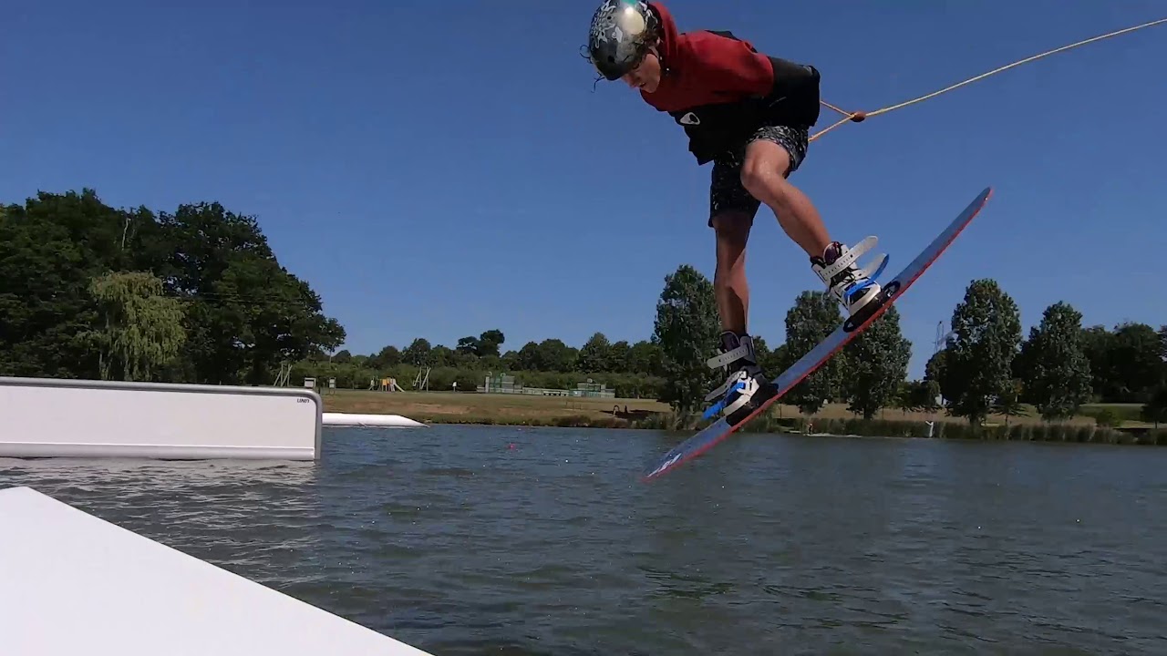 [WAKEBOARD] Saison 2 - Episode 2 - Justin Outré - BZH Wakepark